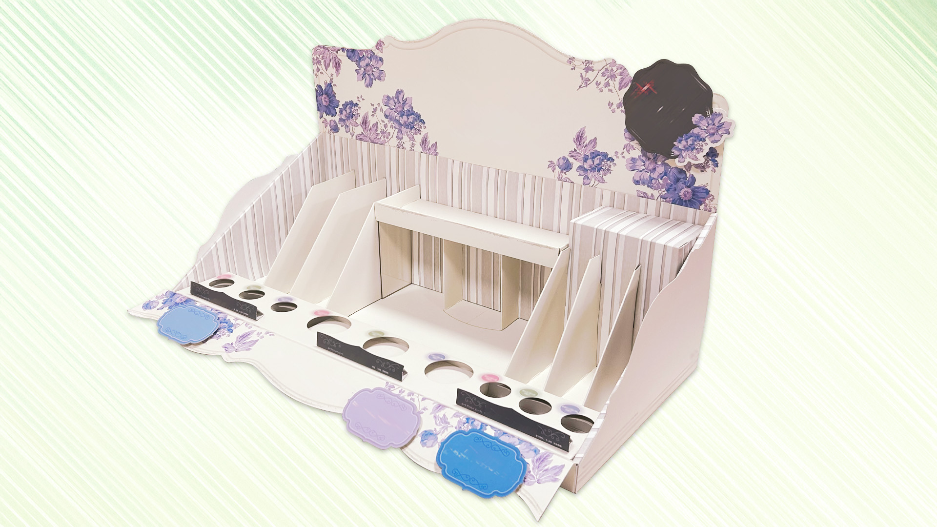 シルエットにこだわる！カウンター什器